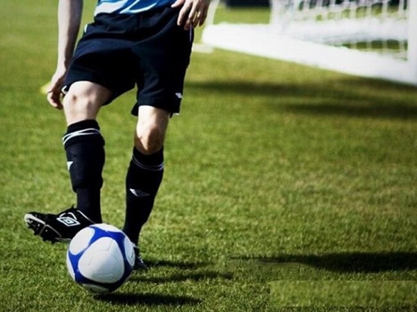 Hướng Dẫn Kỹ Thuật Tâng Bóng Từ Cơ Bản Đến Nâng Cao - 129pps