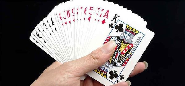 LUẬT CHƠI BÀI SÂM, BA CÂY, TÁ LẢ, XÌ DÁCH CƠ BẢN – ADAM STORE - Thương hiệu veston may sẵn hàng đầu Việt Nam