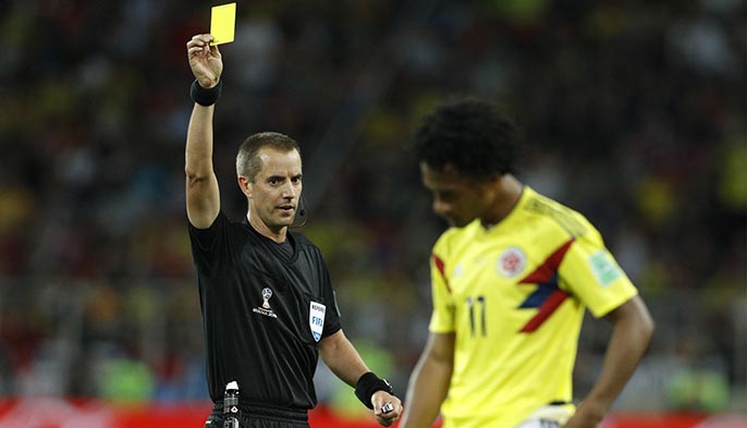 Trọng Tài Là Gì? Vai Trò Và Quy Định Về Trọng Tài Trong Bóng Đá